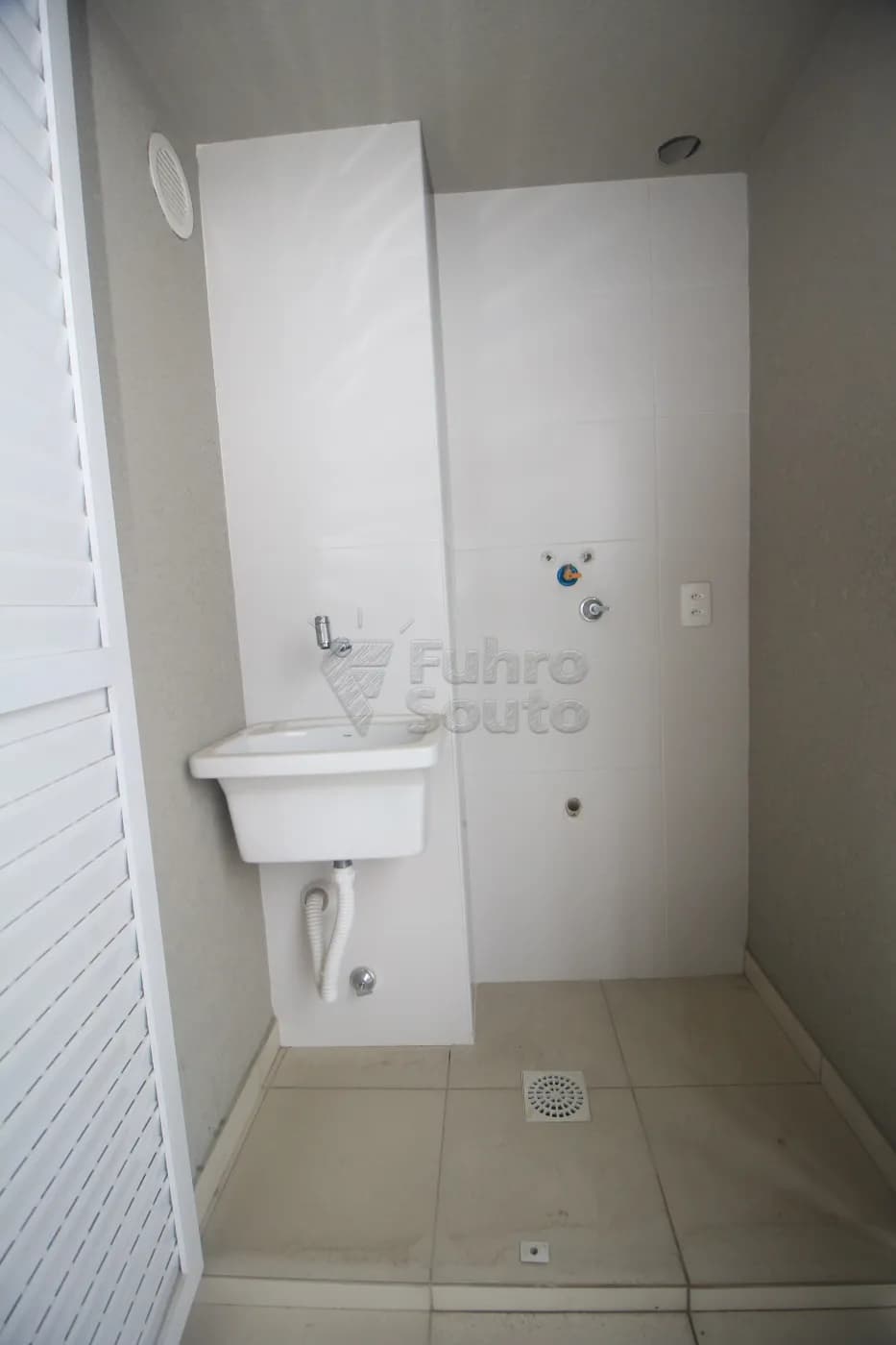 h7f52-pelotas-apartamento-padrao-areal-20-06-2025_22-39-38-22.webp