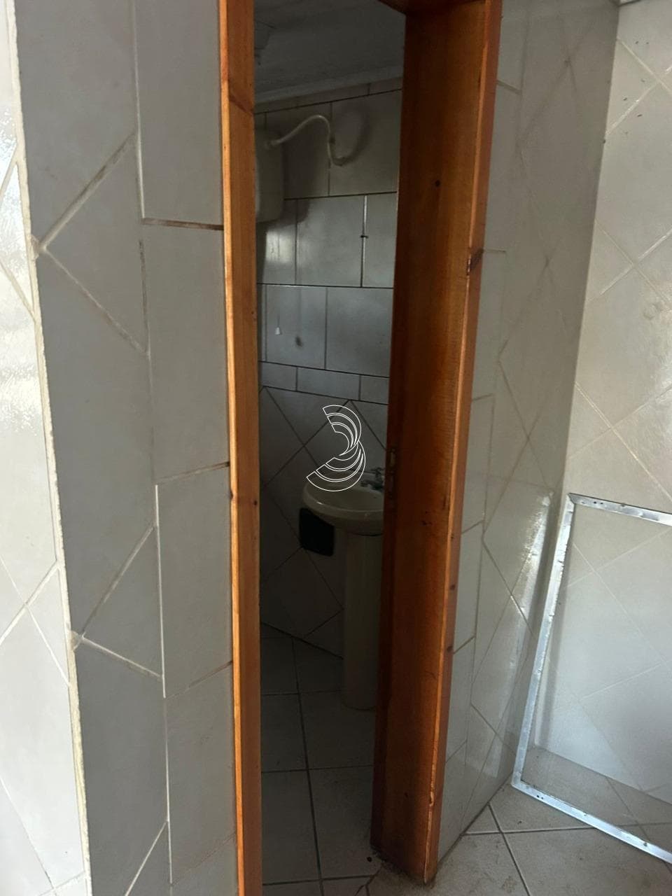 hbvkq-iO1ZEz3Cjj9_1826368a36c0abaa7b_ThiMjNmYjMzZDEw_o_wm.jpg