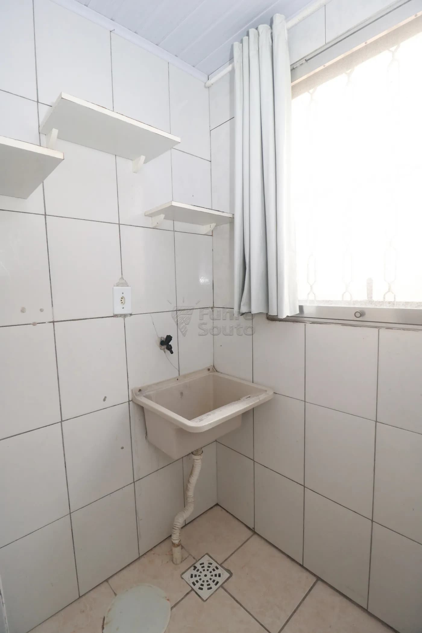 hd42oa-pelotas-apartamento-padrao-sao-goncalo-09-12-2025_02-16-10-6937b09a1b56a.webp