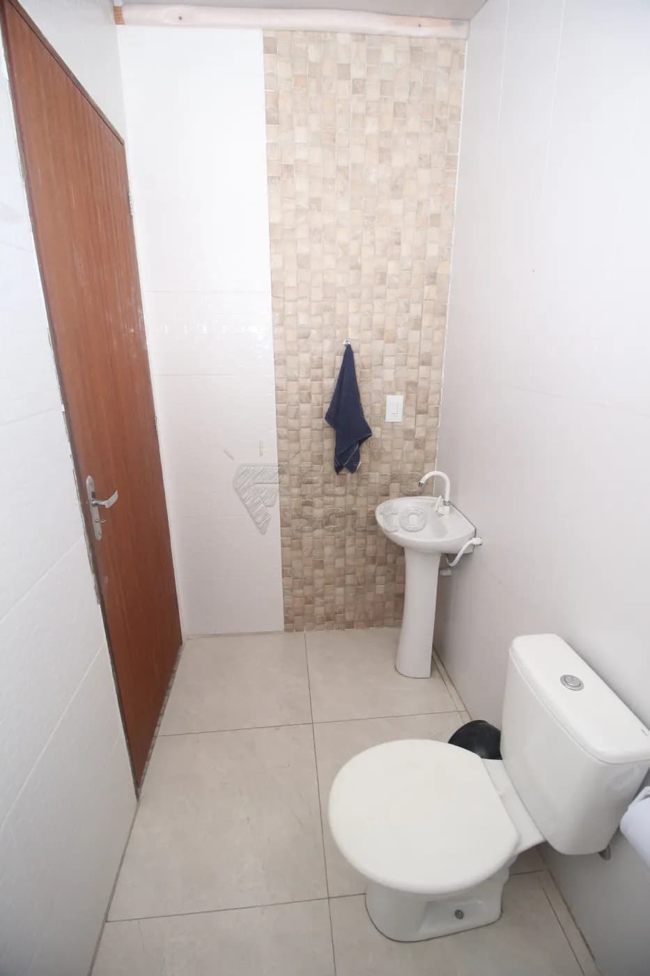 heg4pd-pelotas-comercial-sala-fora-de-condominio-tres-vendas-06-11-2025_02-46-24-13.webp