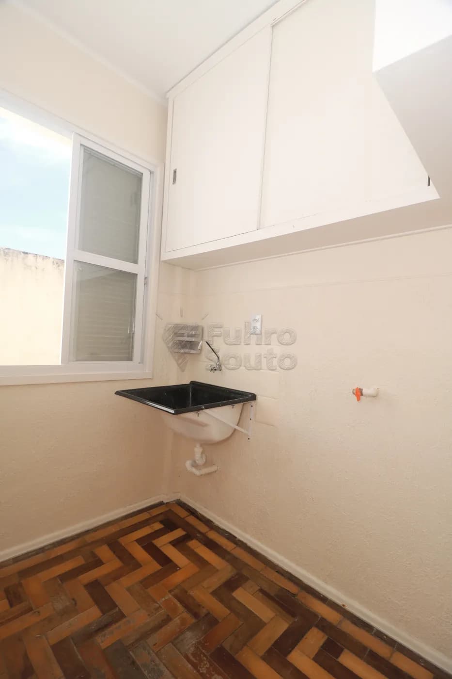 hg8q2c-pelotas-apartamento-padrao-centro-10-07-2026_13-54-06-6a5123ae06271.webp