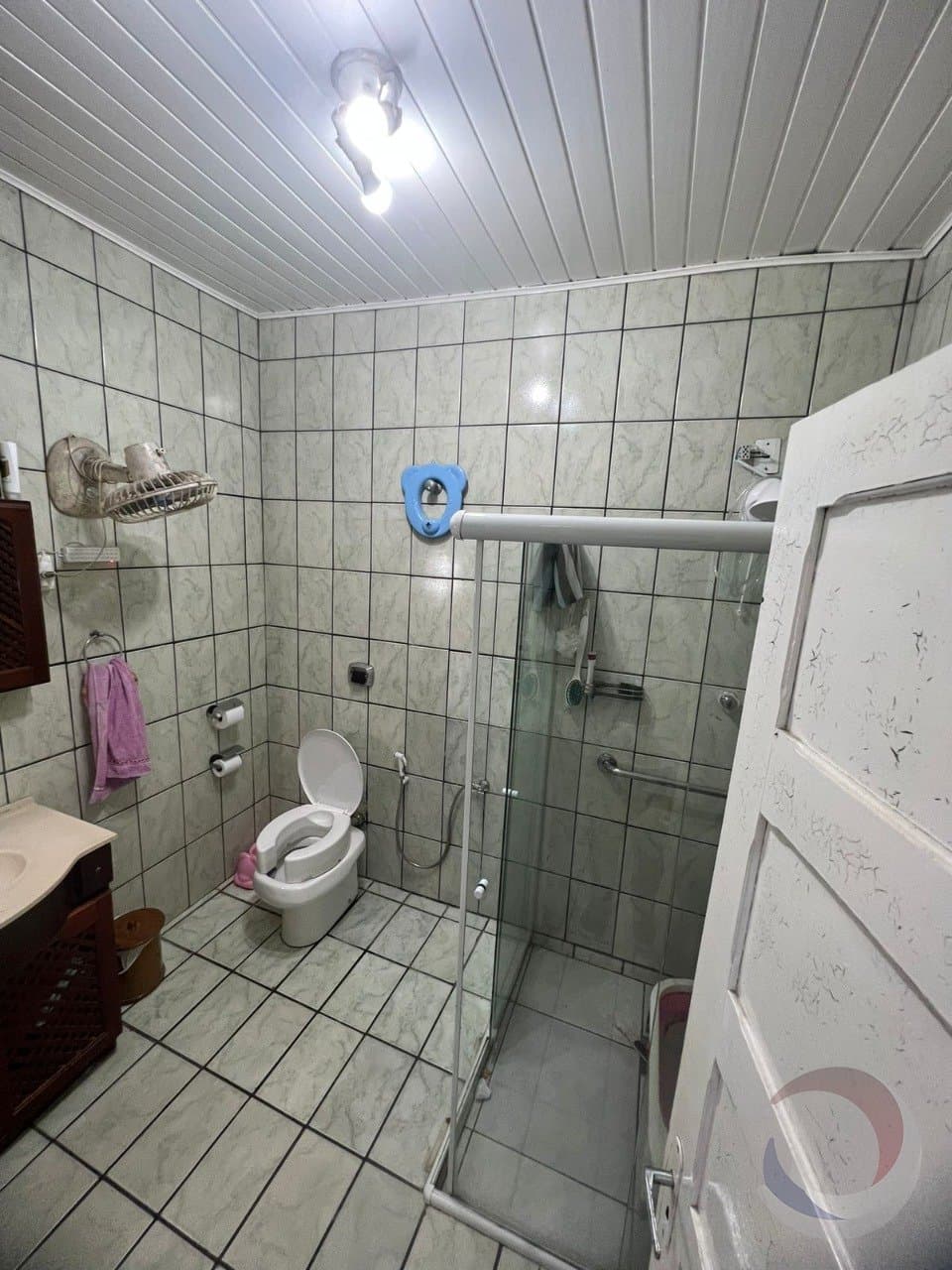 hia6jk-iDs7422QdMks9i2O3bJR_3035464d62207b35b9.jpg