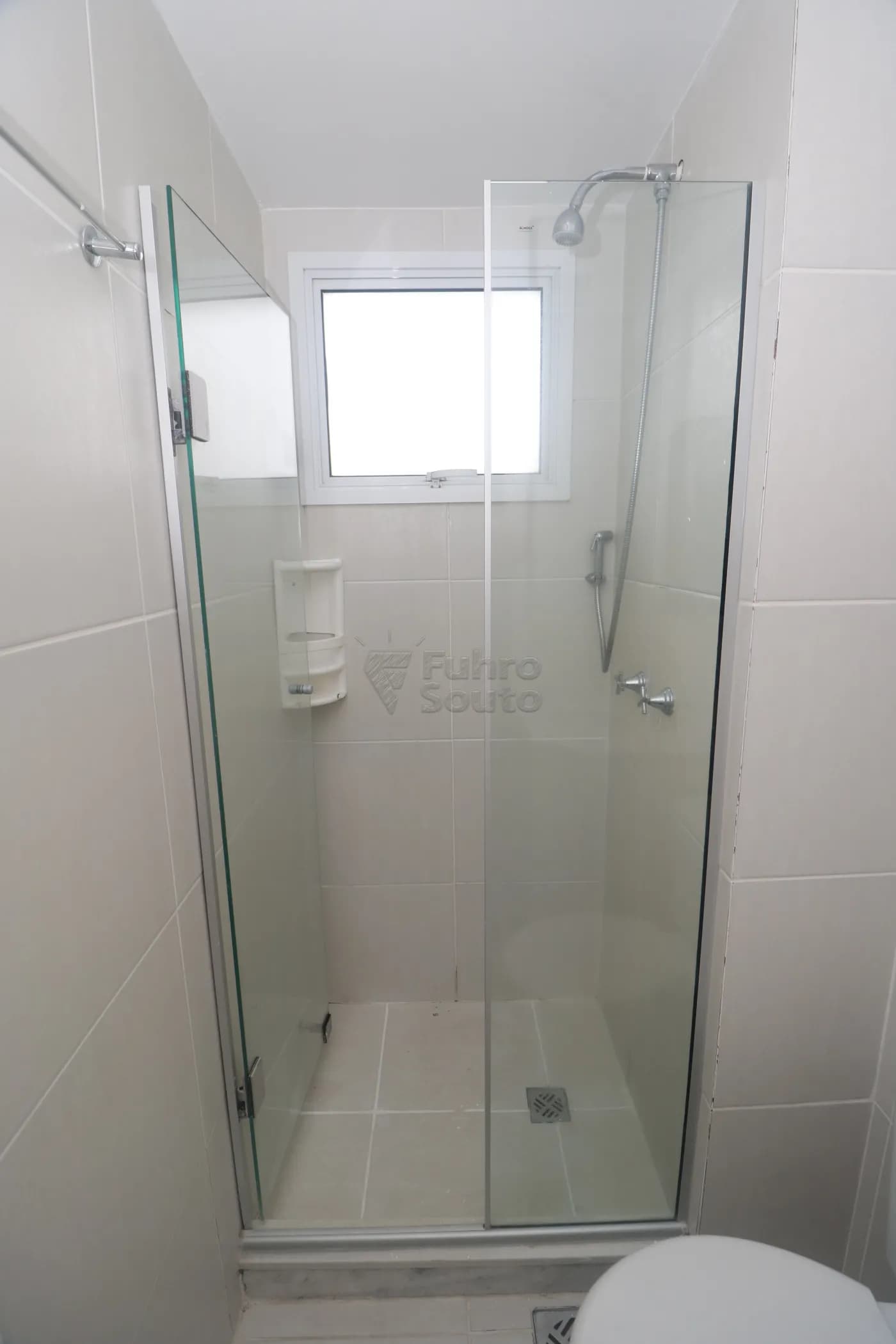 hip1o-pelotas-apartamento-padrao-centro-01-12-2025_21-54-48-28.webp