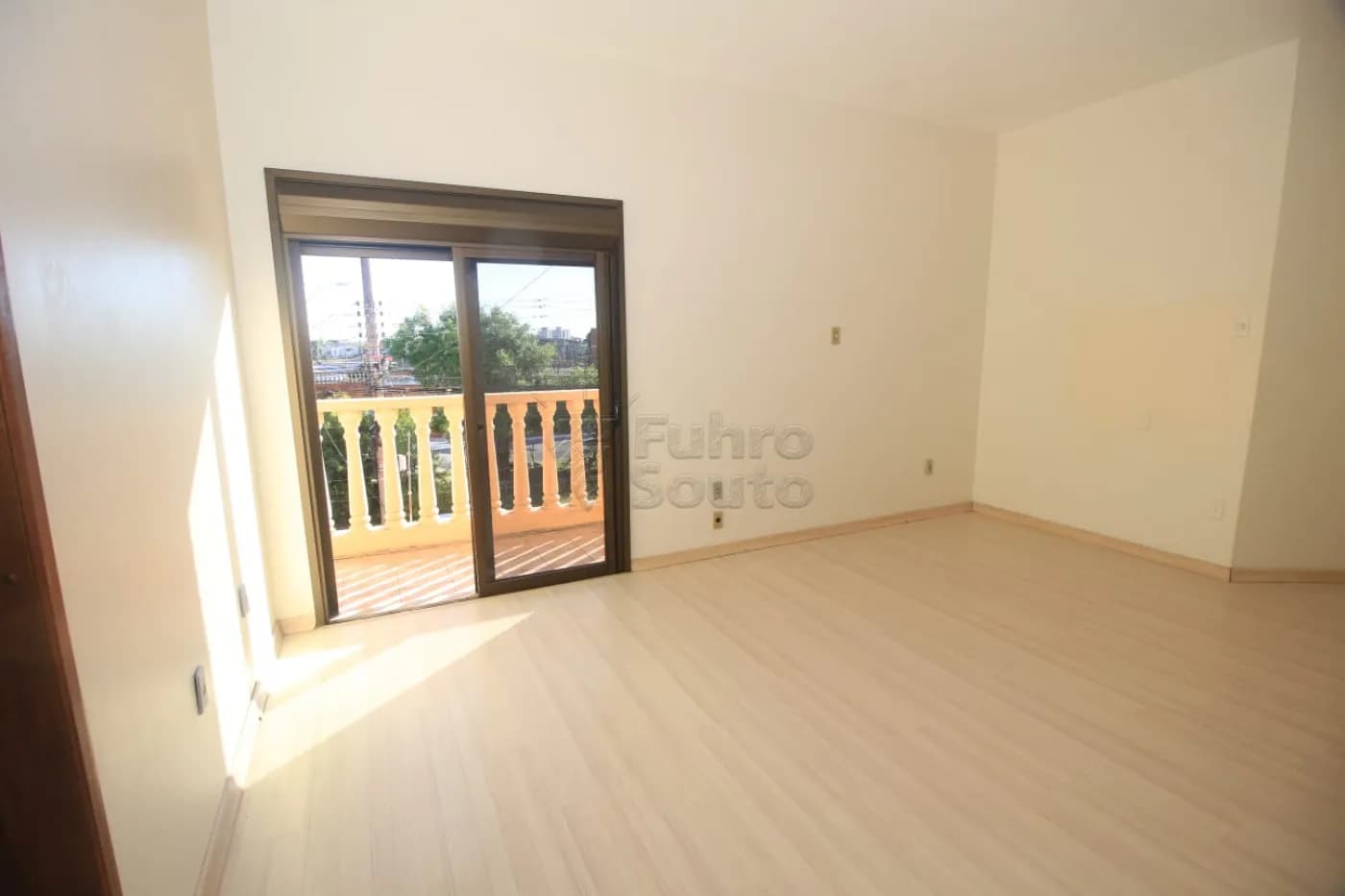 hqhkqb-pelotas-comercial-predio-areal-26-08-2025_16-38-14-40.webp