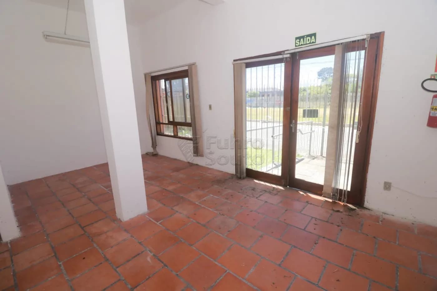 hr0zzt-pelotas-comercial-loja-em-condominio-centro-12-12-2025_13-36-12-693c447c7e79c.webp
