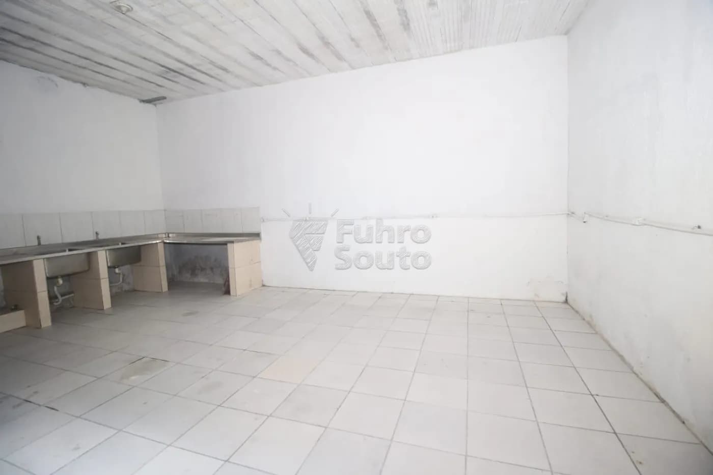 hw51gj-pelotas-comercial-predio-centro-23-10-2025_14-00-45-24.webp
