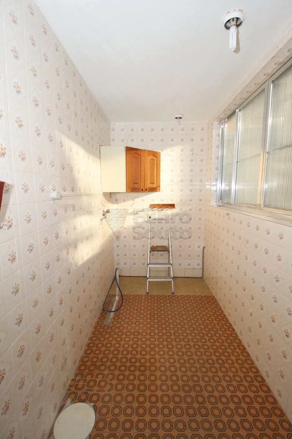 hx3eob-pelotas-casa-padrao-centro-26-03-2024_22-21-30-24.webp