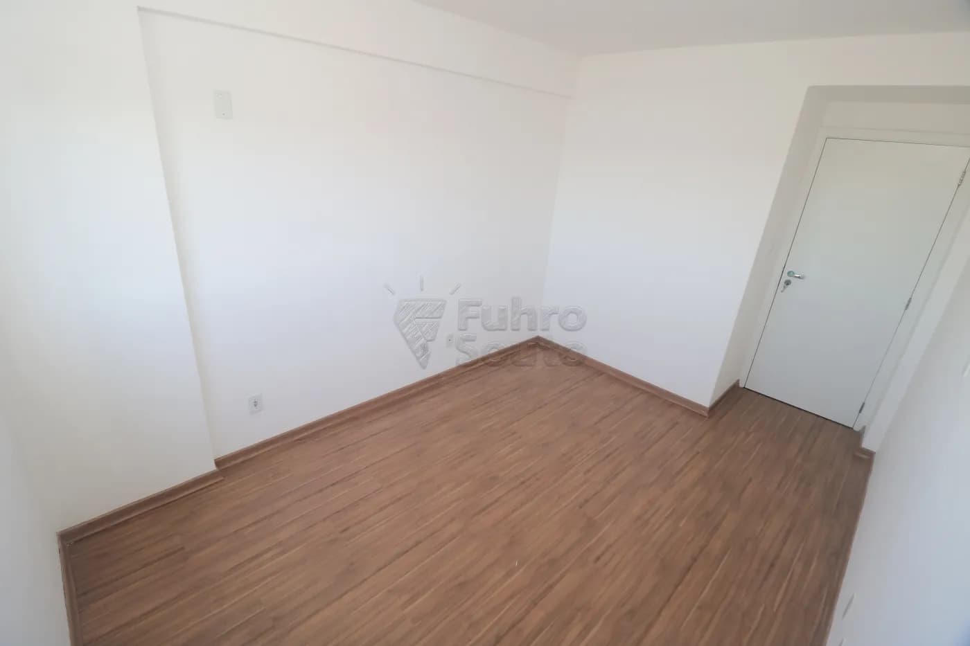 hyiaqp-pelotas-apartamento-padrao-centro-22-05-2026_14-08-02-6a108d7278b60.webp