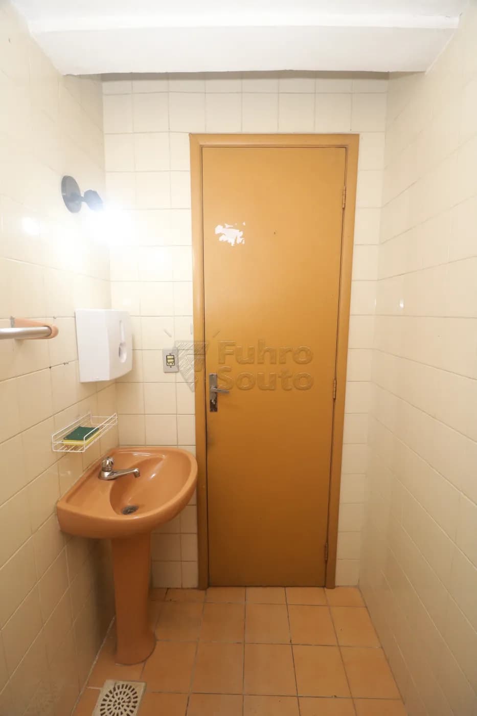 hzxly-pelotas-comercial-sala-fora-de-condominio-centro-06-05-2026_00-24-11-69fab45b788bd.webp