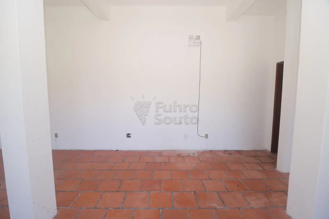 i2zbij-pelotas-comercial-loja-em-condominio-centro-12-12-2025_13-36-11-693c447b07ae5.webp