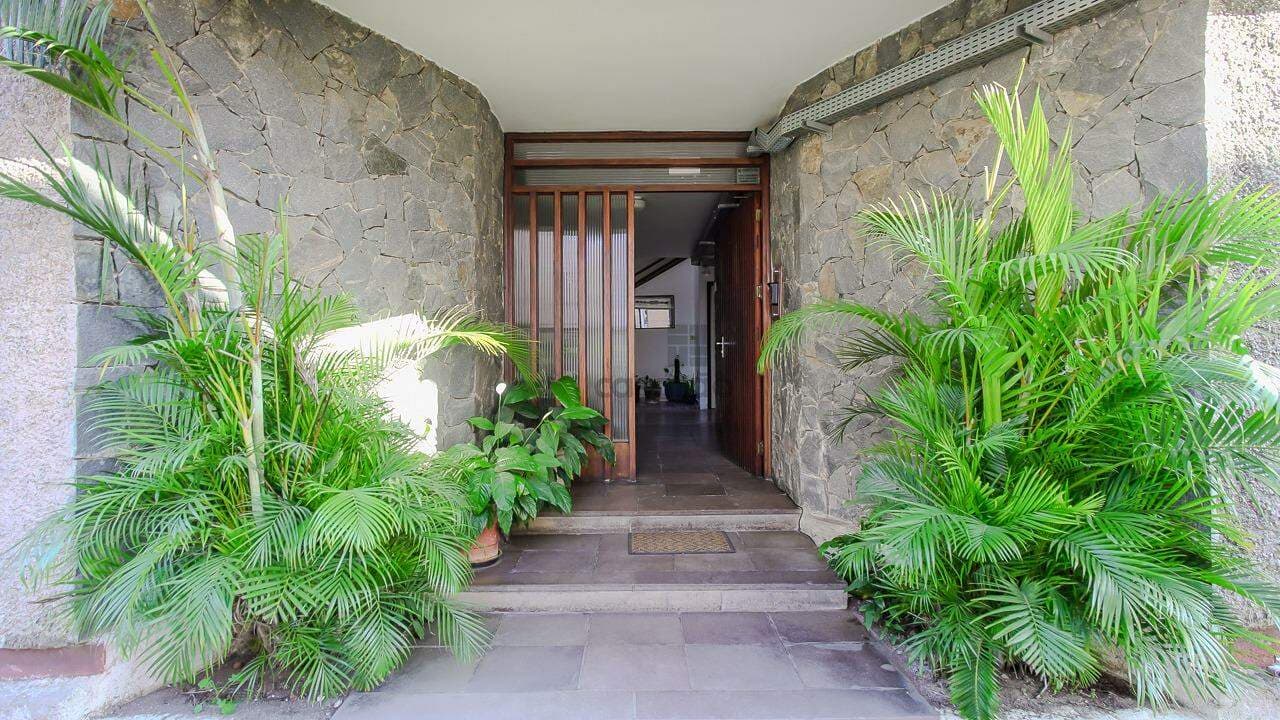 i3ap39-apartamento-3-quartos-no-pelotas-entrada-do-predio.jpg
