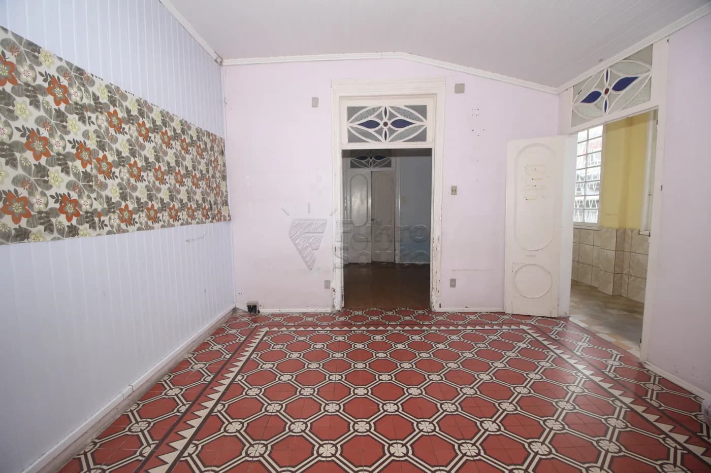 i7f14x-pelotas-casa-padrao-centro-22-01-2025_00-24-23-19.webp