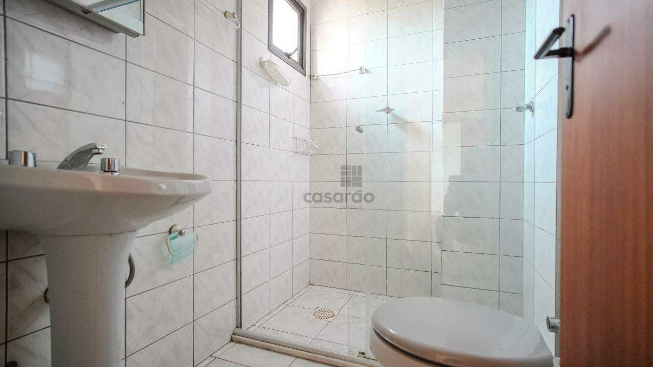 iclczu-apartamento-2-quartos-no-pelotas-banheiro-social.jpg