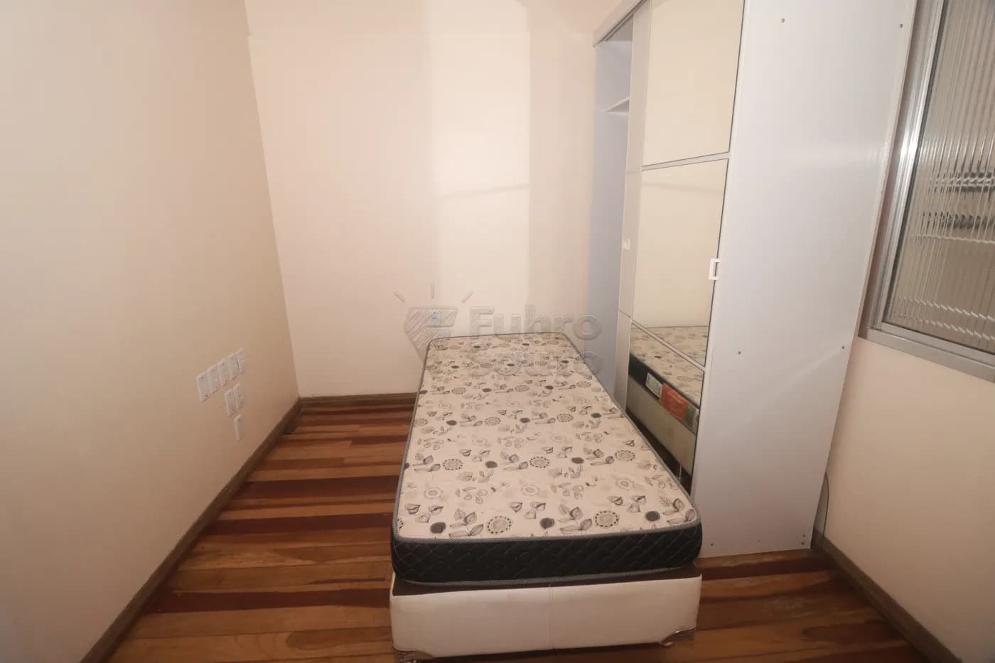 idxeu-pelotas-apartamento-fora-de-condominio-centro-06-05-2026_23-17-27-69fbf637ddfea.webp