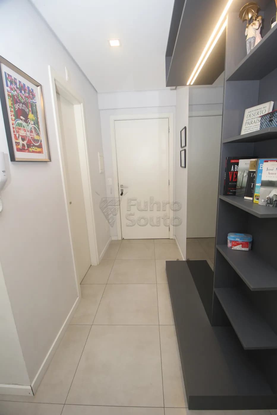 ifh63m-pelotas-apartamento-loft-studio-centro-31-05-2025_09-36-55-16.webp