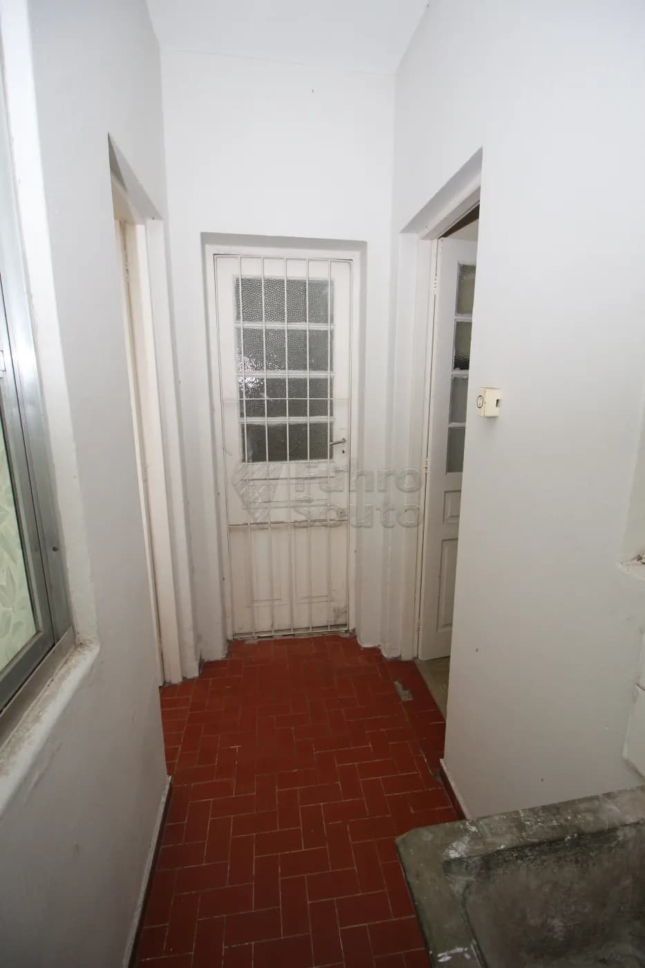 ii93s9-pelotas-apartamento-padrao-centro-16-04-2024_23-51-42-15.webp