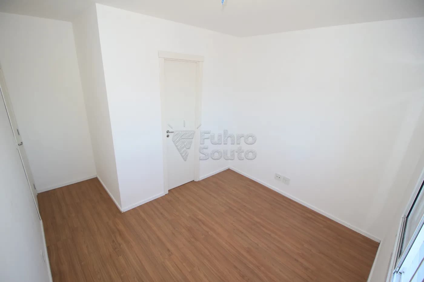 iiy8m-pelotas-apartamento-padrao-areal-25-03-2024_23-30-45-14.webp