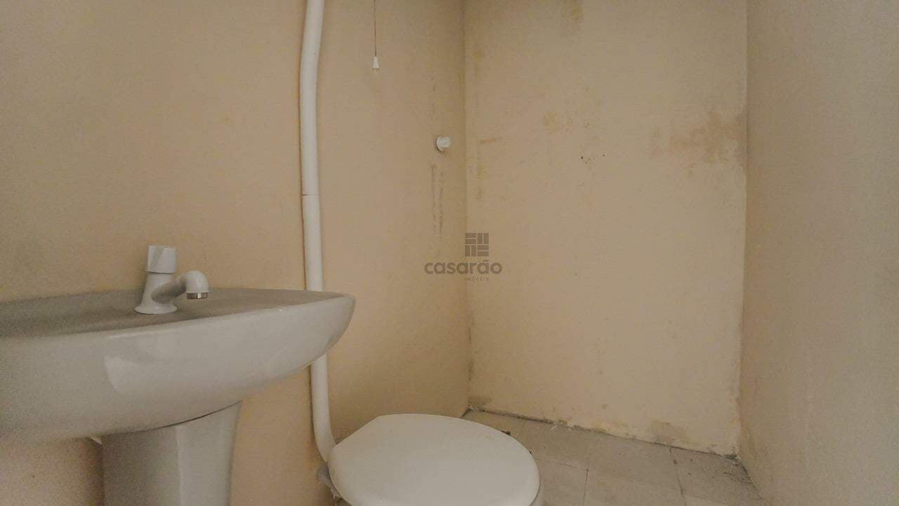 ipc0v7-casa-2-quartos-no-pelotas-banheiro-auxiliar.jpg