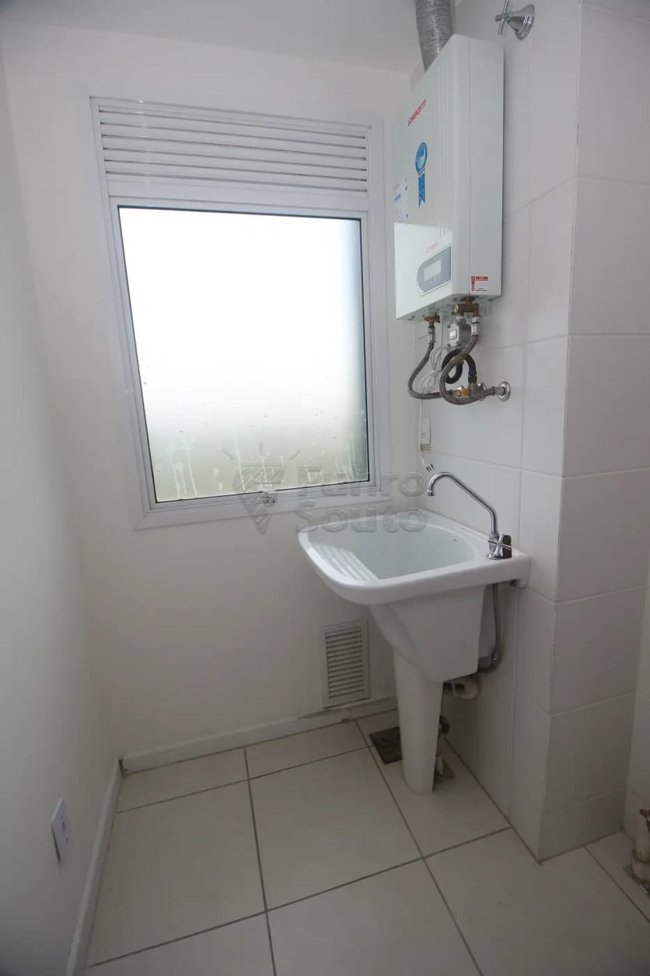 is575-pelotas-apartamento-padrao-areal-12-02-2025_23-13-52-21.webp