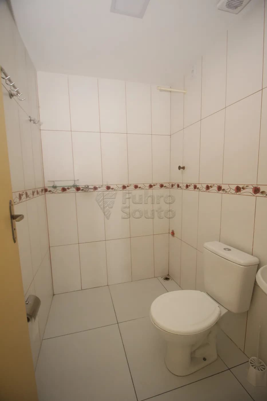 iubnkh-pelotas-comercial-casa-centro-07-06-2025_00-13-03-26.webp