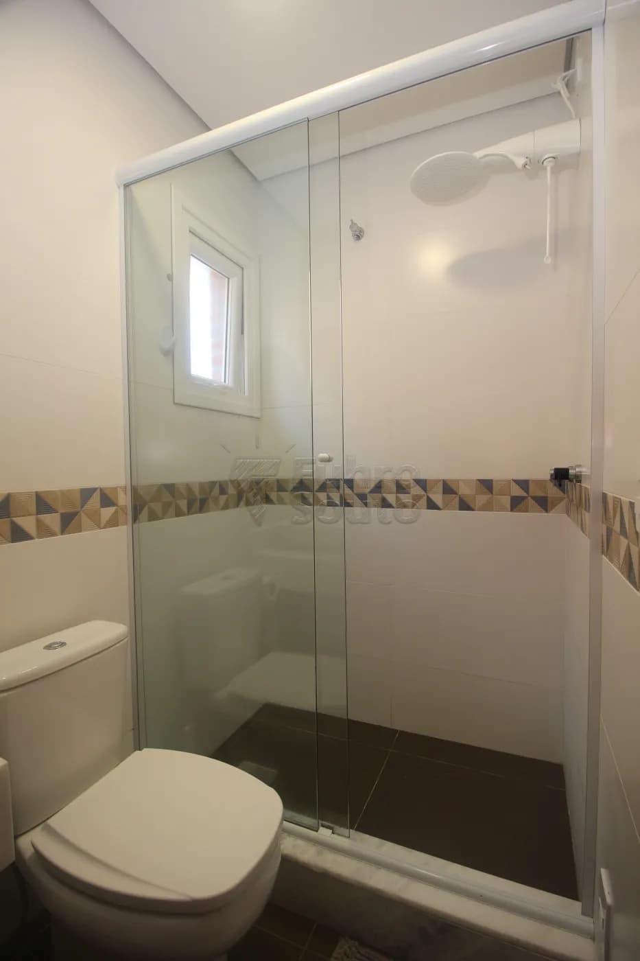 iwvo7-pelotas-casa-condominio-laranjal-14-06-2025_01-08-28-33.webp