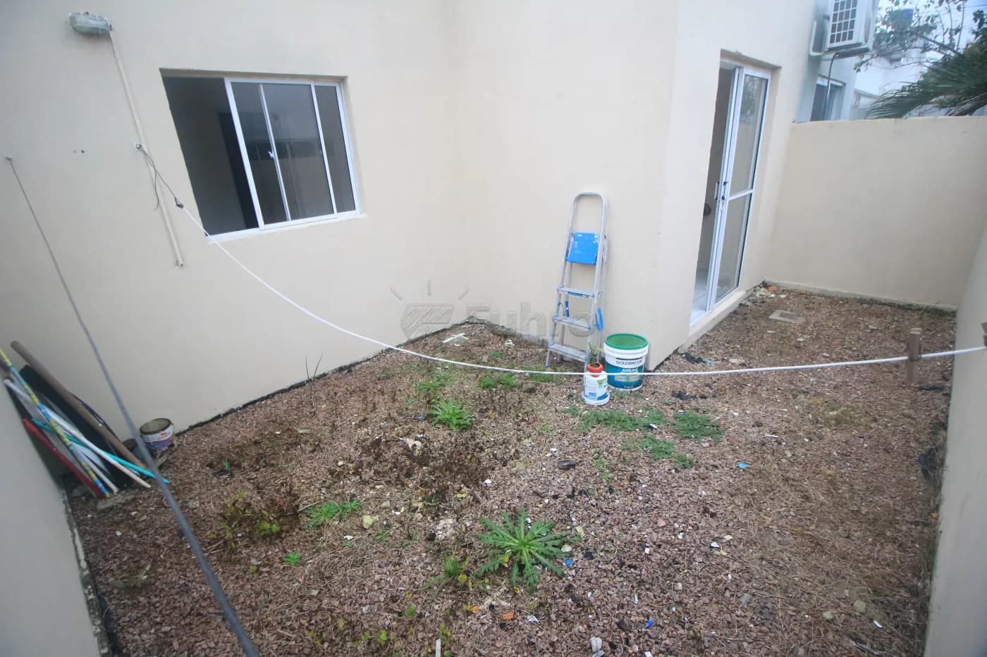 iz7c2-pelotas-casa-condominio-tres-vendas-14-07-2025_23-49-01-36.webp
