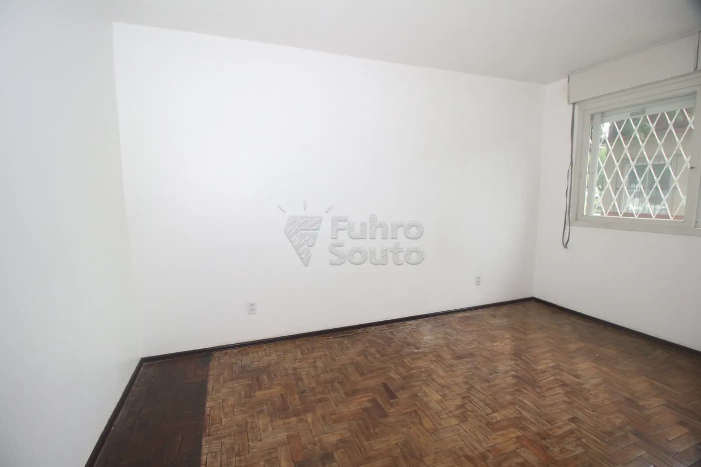 j0r98g-pelotas-apartamento-fora-de-condominio-fragata-10-04-2025_12-19-21-11.webp