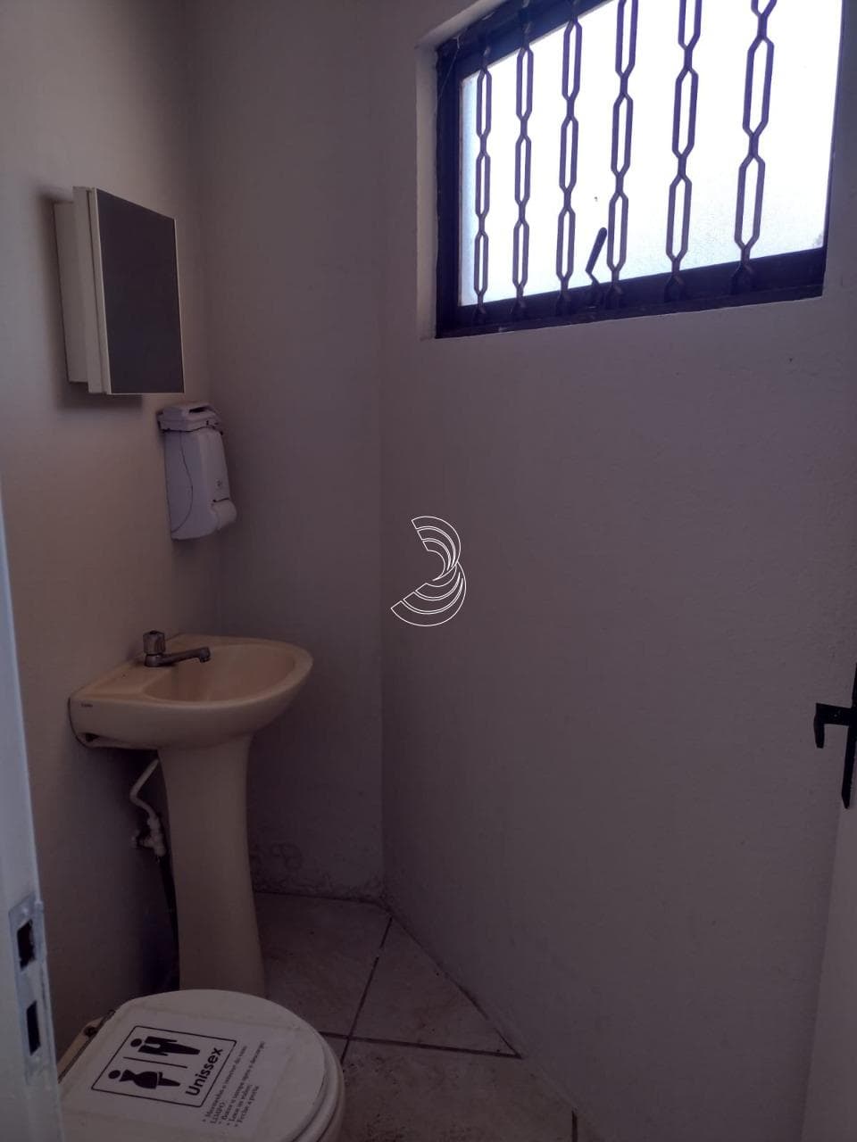j24c7p-iSkISj6twv52D32_109806467ad1e78a38_jY0YjExOGJhNTJi_o_wm.jpg