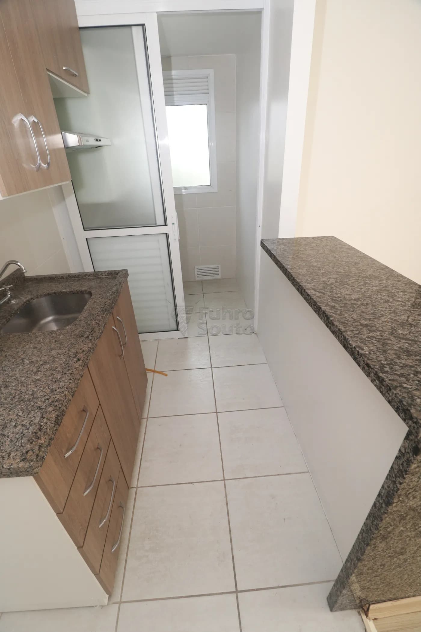 j46x7b-pelotas-apartamento-padrao-centro-01-12-2025_21-54-12-9.webp