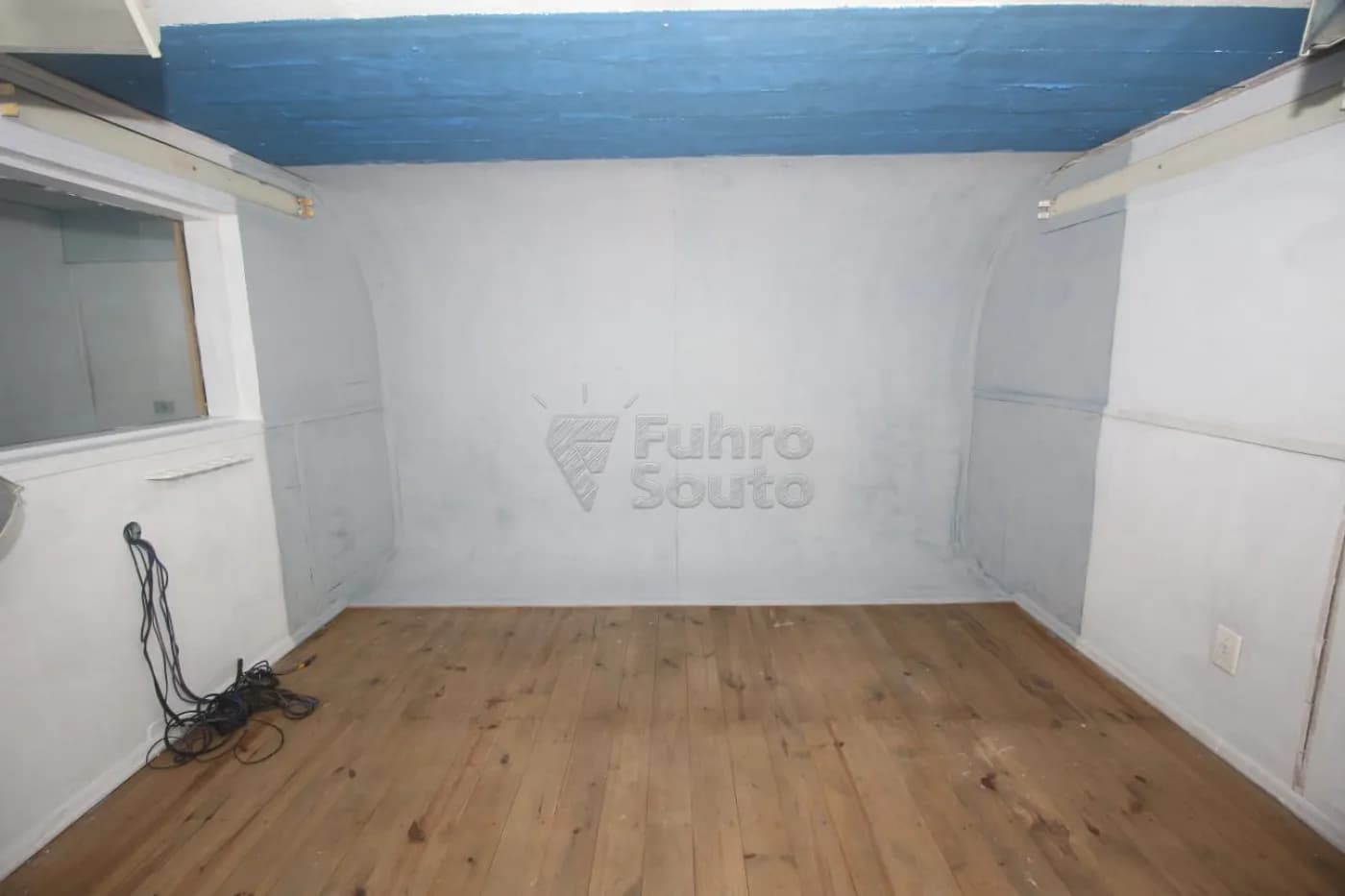 j4blb-pelotas-comercial-sala-em-condominio-fragata-30-06-2025_16-18-36-5.webp