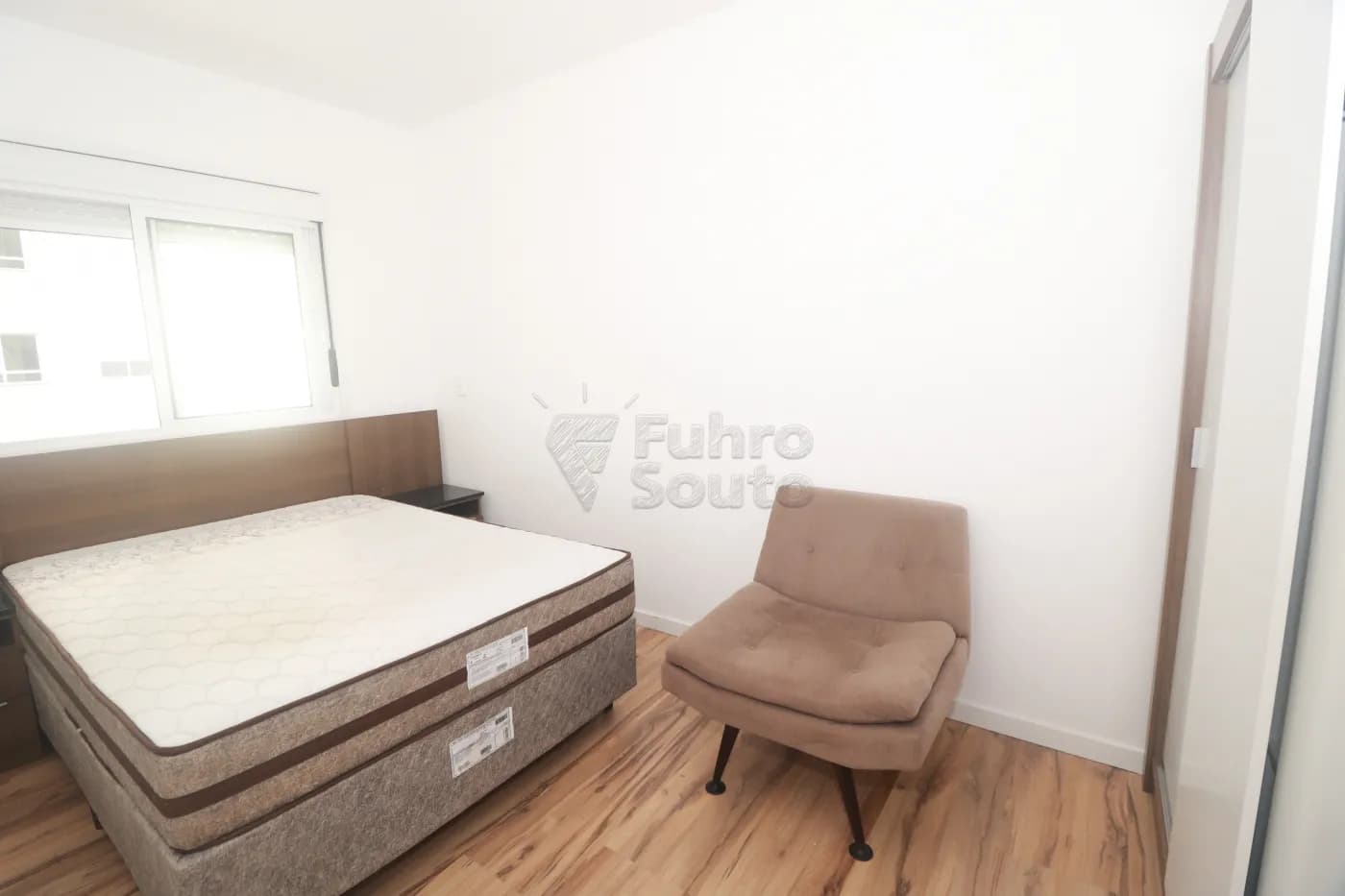 j4jg1q-pelotas-apartamento-padrao-areal-14-04-2026_00-11-32-69ddb064300ea.webp