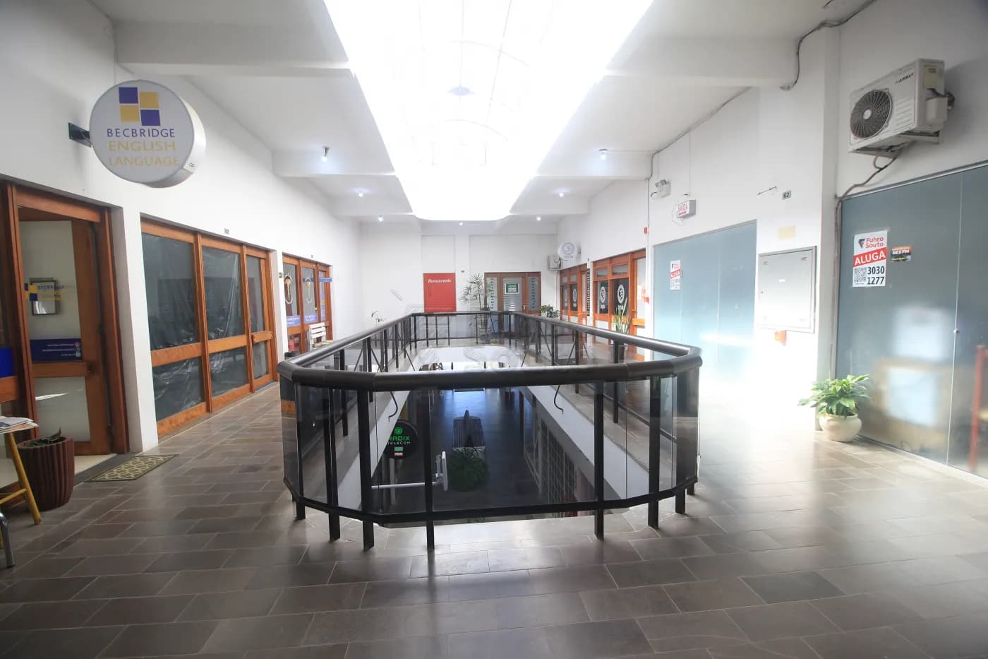 j7vw38-pelotas-comercial-sala-em-condominio-laranjal-24-04-2025_01-37-32-5.webp