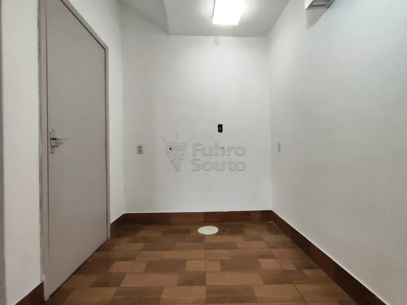 jagfn3-pelotas-apartamento-fora-de-condominio-centro-26-06-2024_16-06-16-13.webp