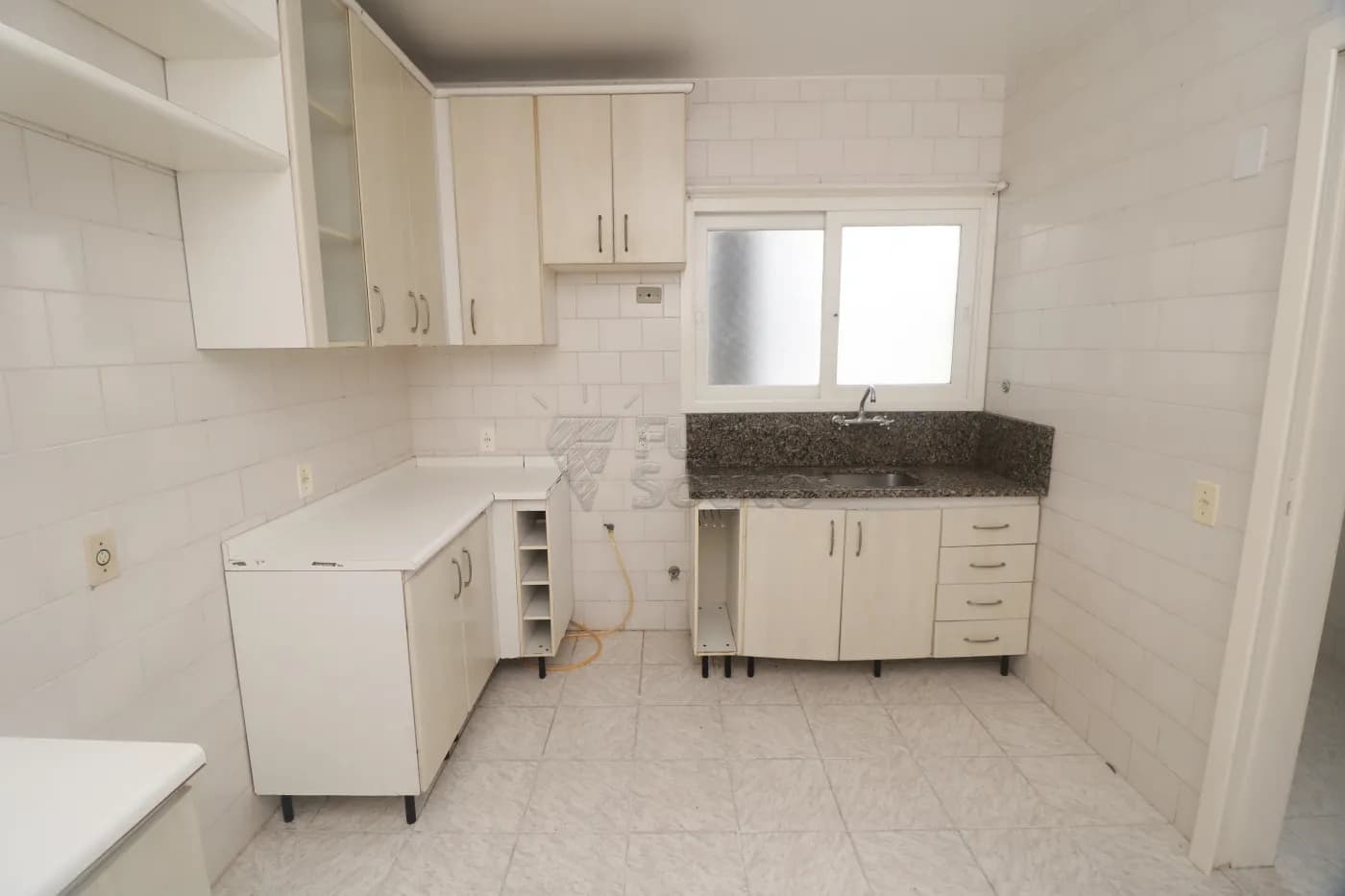 jd8chx-pelotas-apartamento-padrao-centro-18-03-2026_21-16-50-69bb40727e8d8.webp