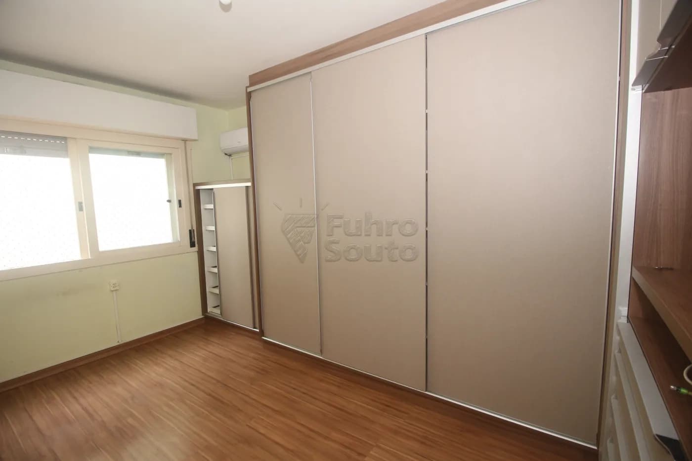 jeazde-pelotas-apartamento-padrao-centro-07-08-2025_23-08-04-6.webp