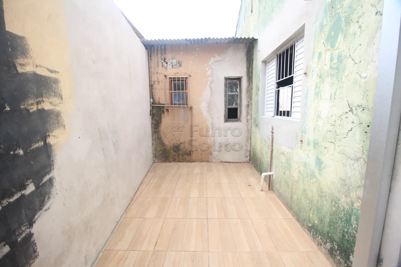 jfgcd-pelotas-comercial-predio-centro-26-03-2025_00-12-35-21.webp