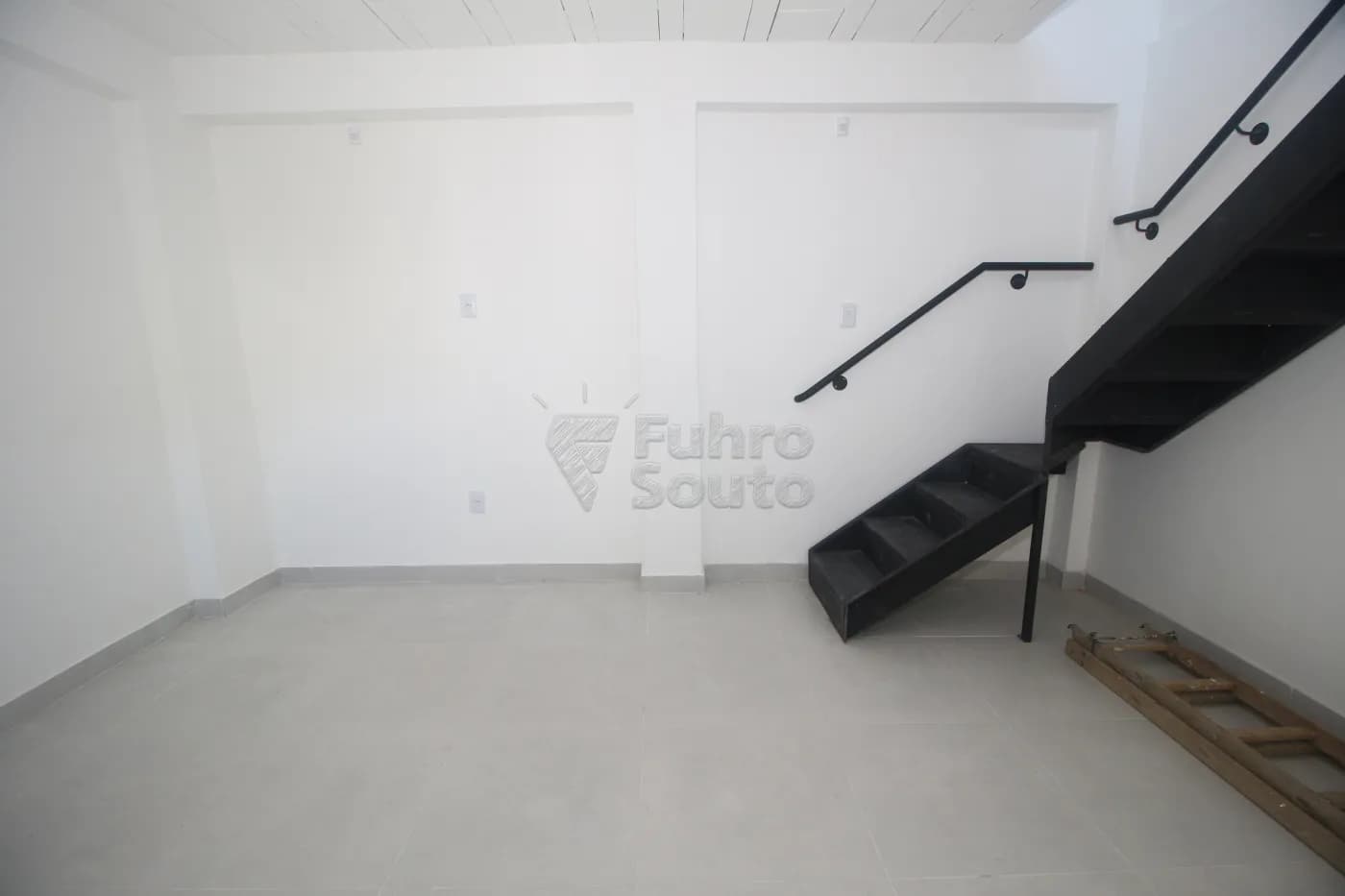 jixcjb-pelotas-casa-padrao-centro-21-07-2025_13-13-03-3.webp