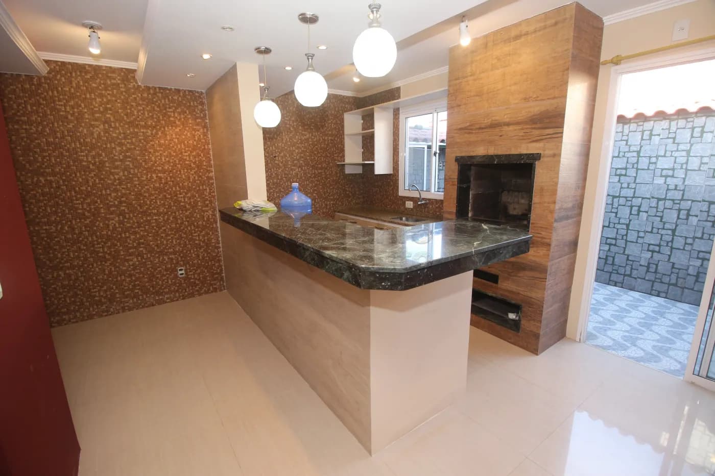 jl6ak-pelotas-casa-condominio-tres-vendas-14-02-2025_23-39-35-22.webp