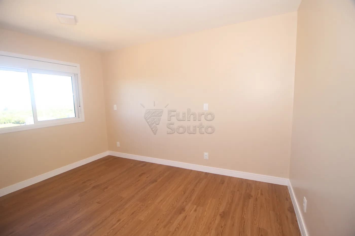 jmch3l-pelotas-apartamento-padrao-sao-goncalo-22-10-2025_00-58-52-21.webp