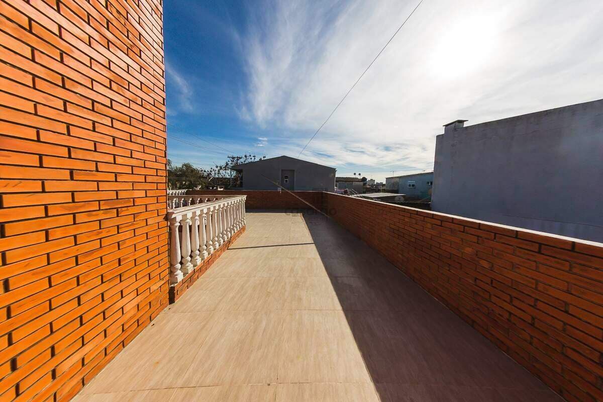 jnf3g-casa-resid-5-quartos-no-pelotas-coberturaterraco.jpg