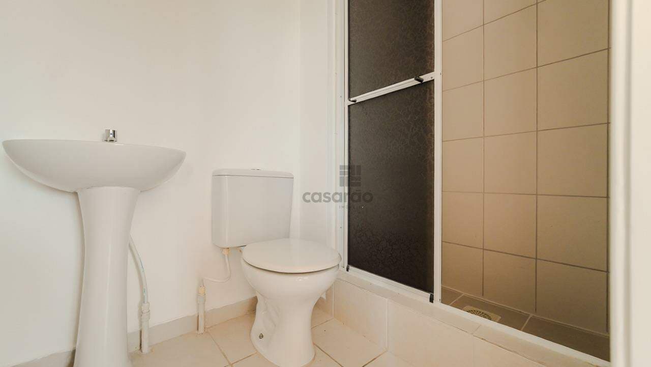 jv4yld-apartamento-2-quartos-no-pelotas-banheiro-social.jpg