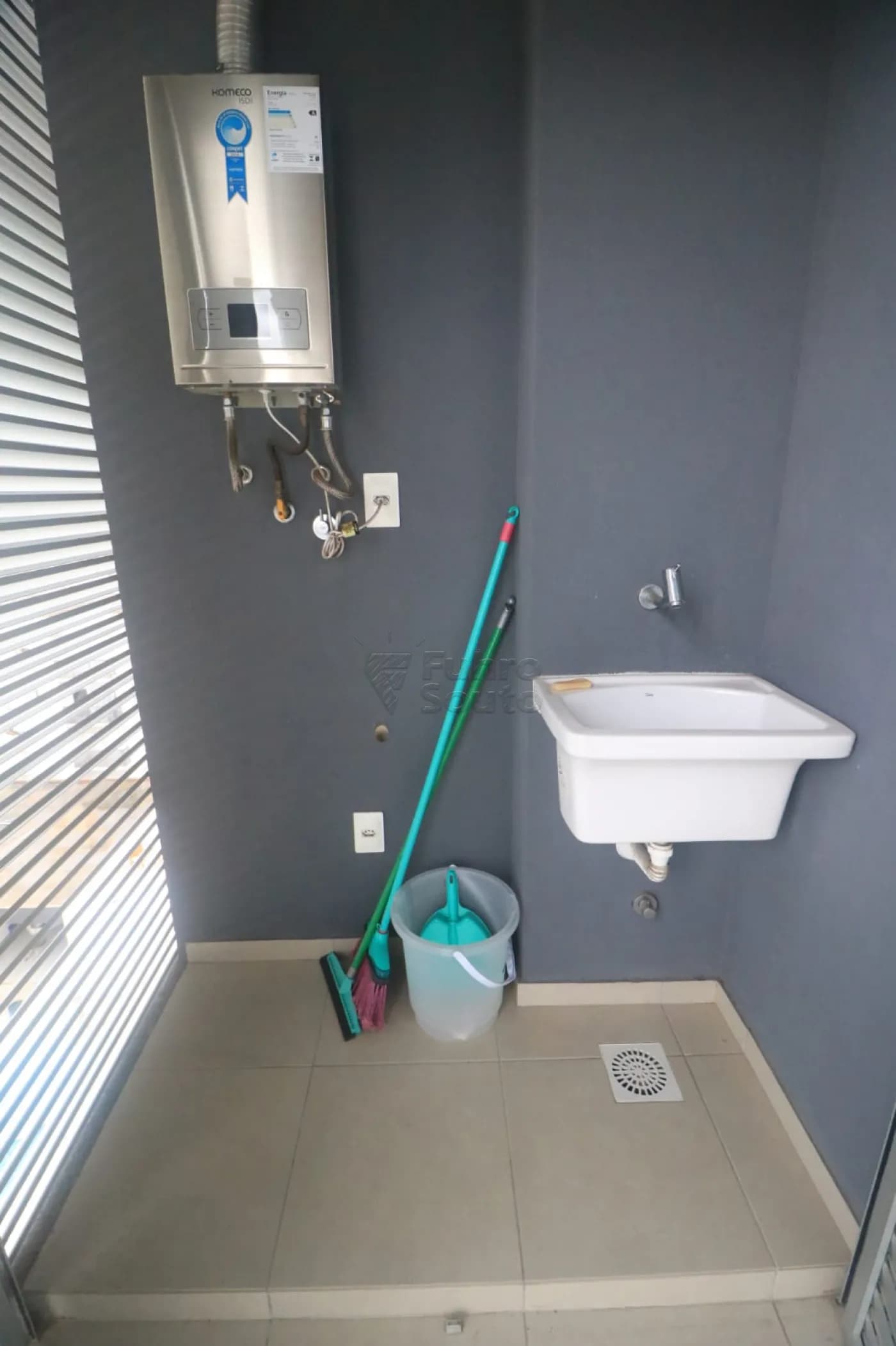 jvn48t-pelotas-apartamento-loft--studio-centro-13-03-2026_17-44-01-69b47711960ff.webp