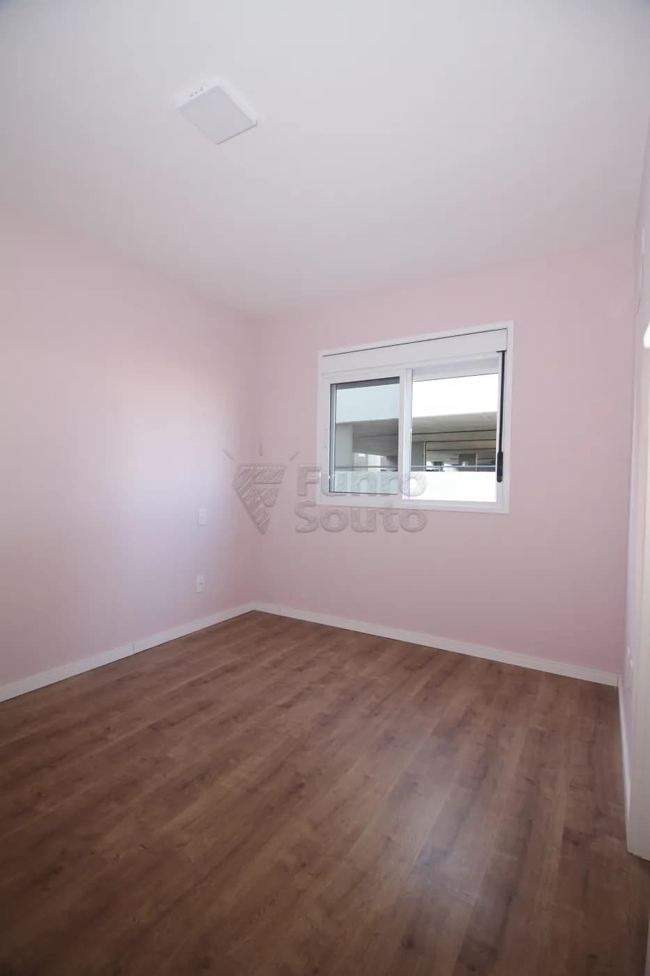 jx2cu7-pelotas-apartamento-padrao-tres-vendas-04-08-2025_23-47-47-18.webp