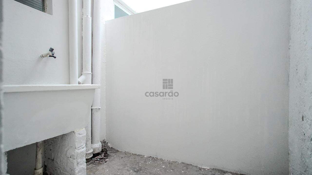 jx5ewh-casa-comercial-no-pelotas-area-de-servico.jpg