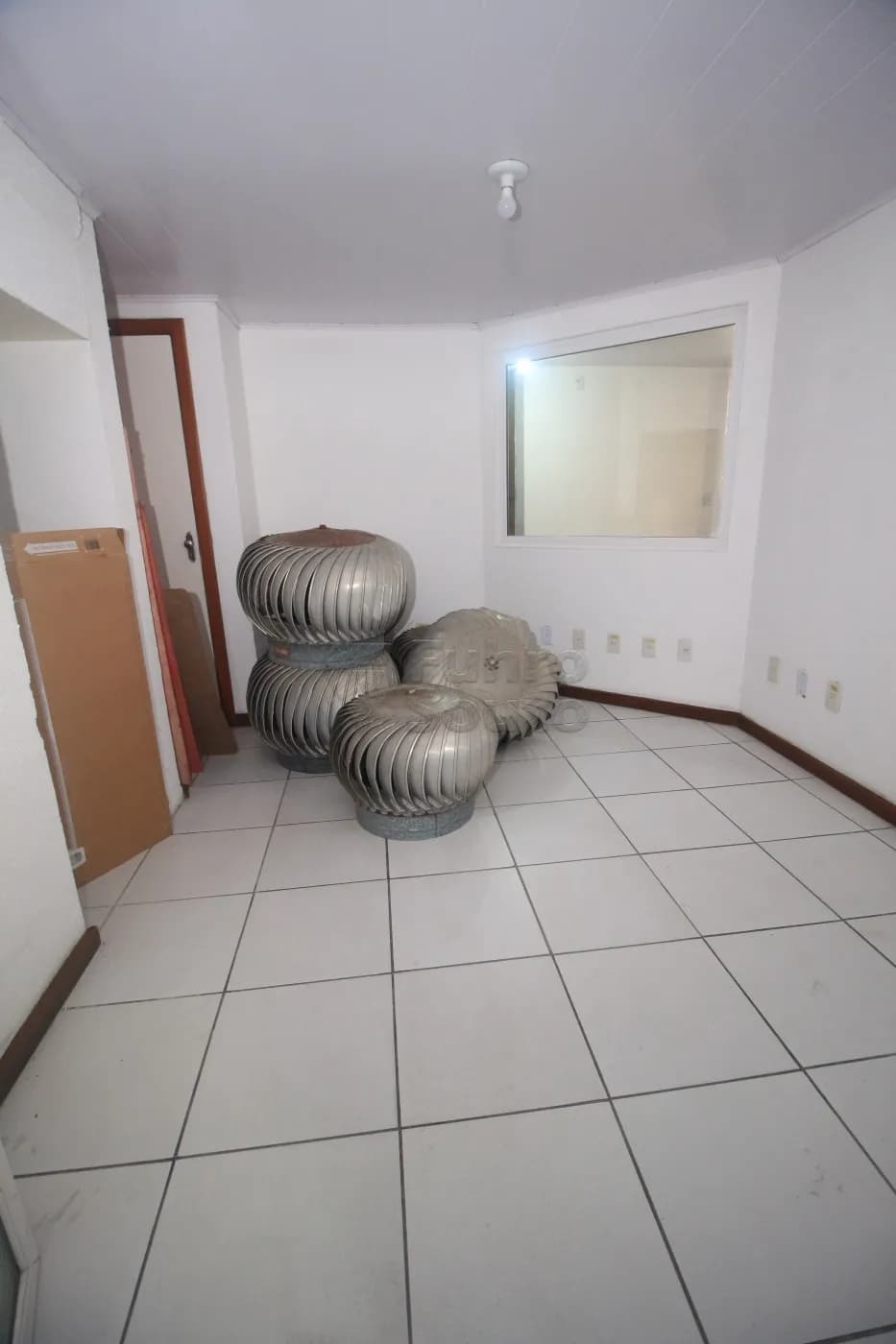 jxk9ce-pelotas-comercial-predio-centro-31-10-2025_00-16-36-7.webp