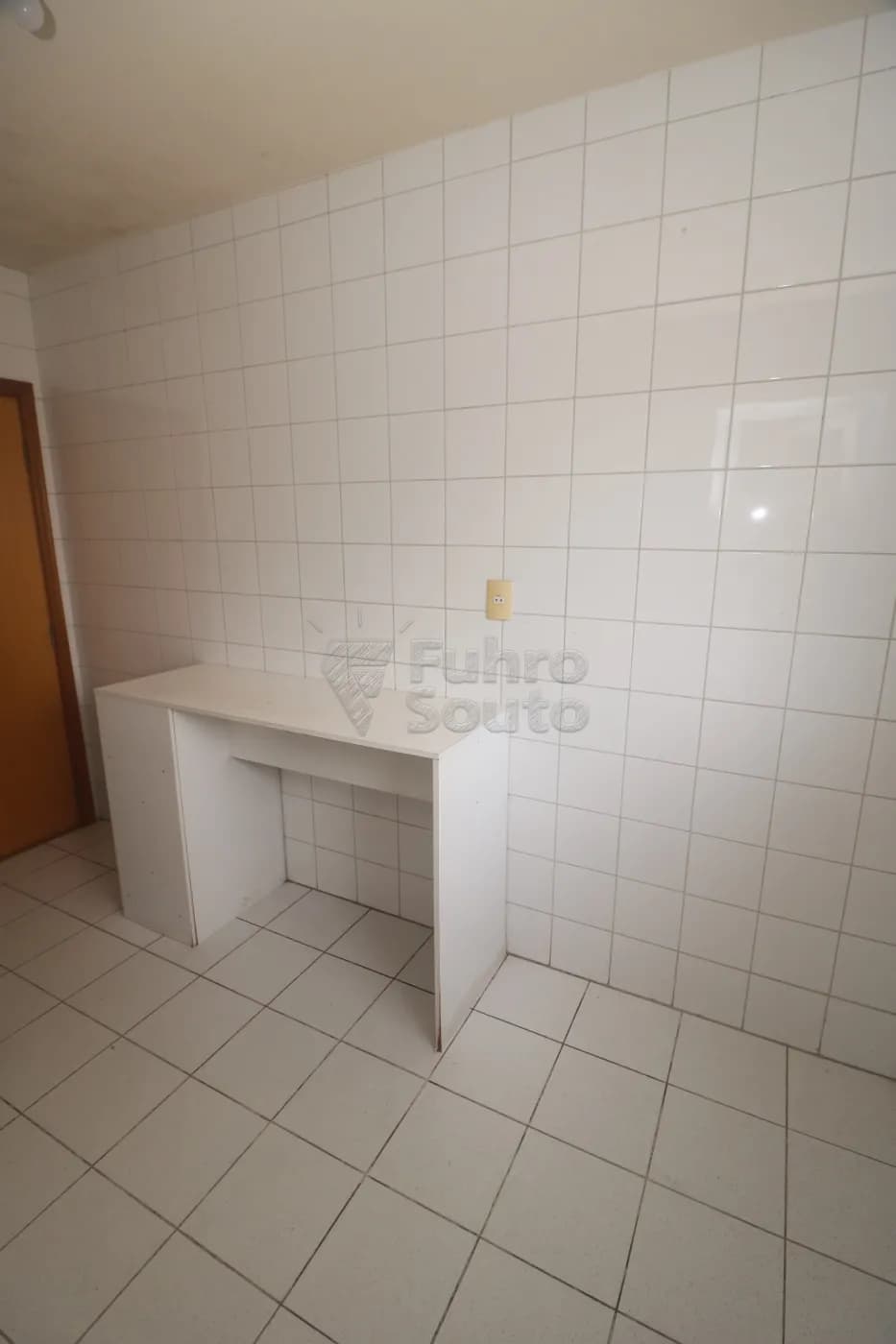 jz539i-pelotas-apartamento-padrao-centro-30-03-2026_22-01-41-69cb1cf566c49.webp
