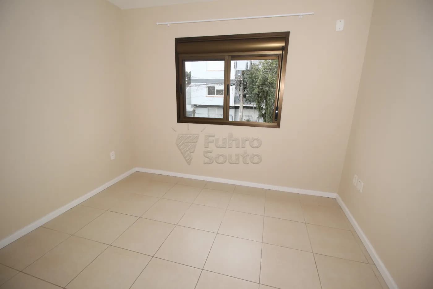 k3l98q-pelotas-apartamento-padrao-centro-05-07-2024_22-41-19-10.webp