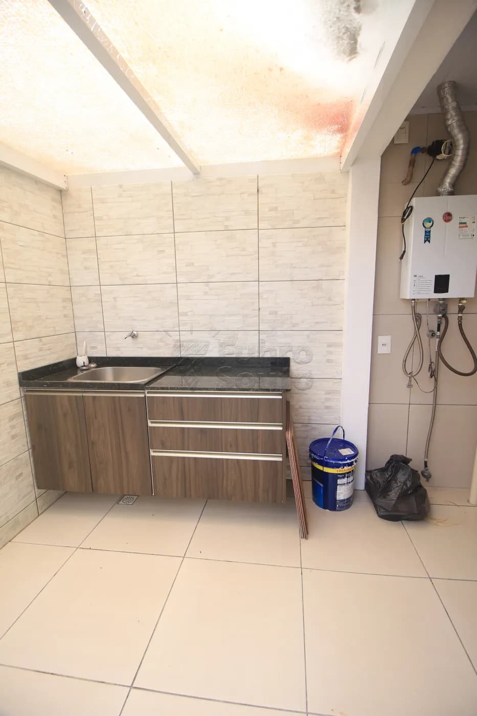 k6hrml-pelotas-casa-condominio-areal-11-12-2024_01-43-44-35.webp