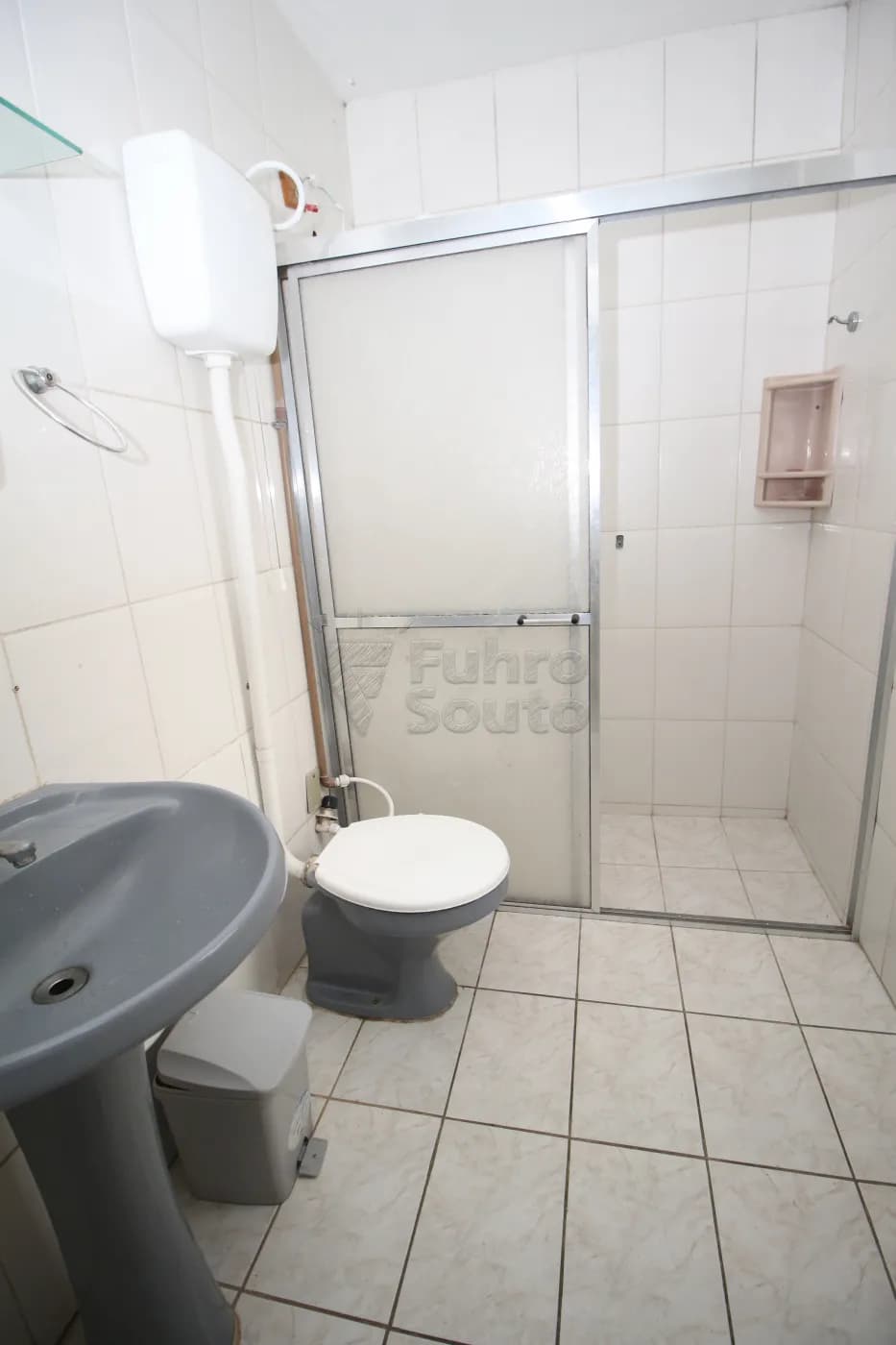 kd3aze-pelotas-casa-padrao-centro-22-03-2024_23-31-18-21.webp