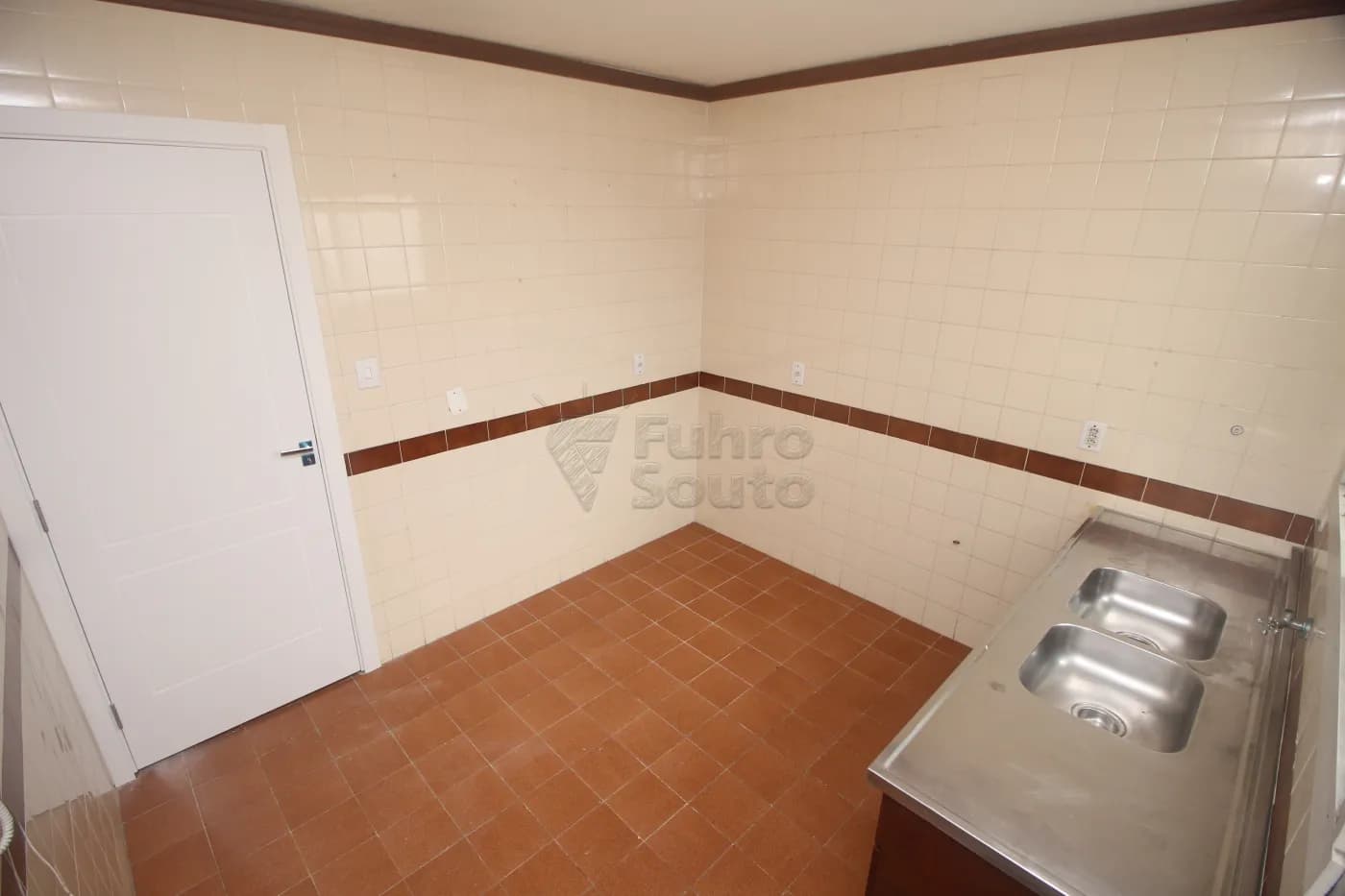 kgh9hm-pelotas-apartamento-padrao-centro-04-10-2025_02-27-42-31.webp